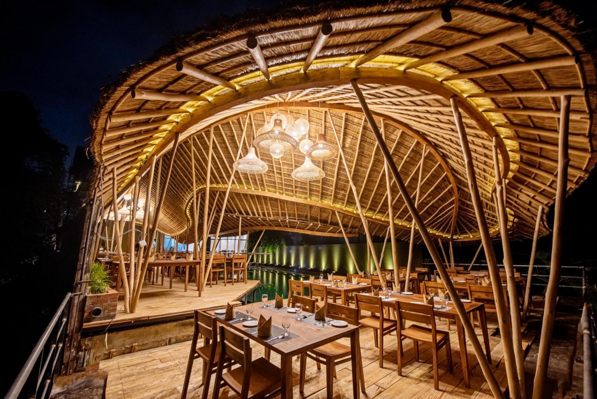 White Moon Resort Gampaha Ngoại thất bức ảnh